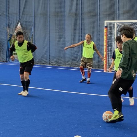 青年部が51人でフットサル大会、良い交流の場に アイキャッチ画像