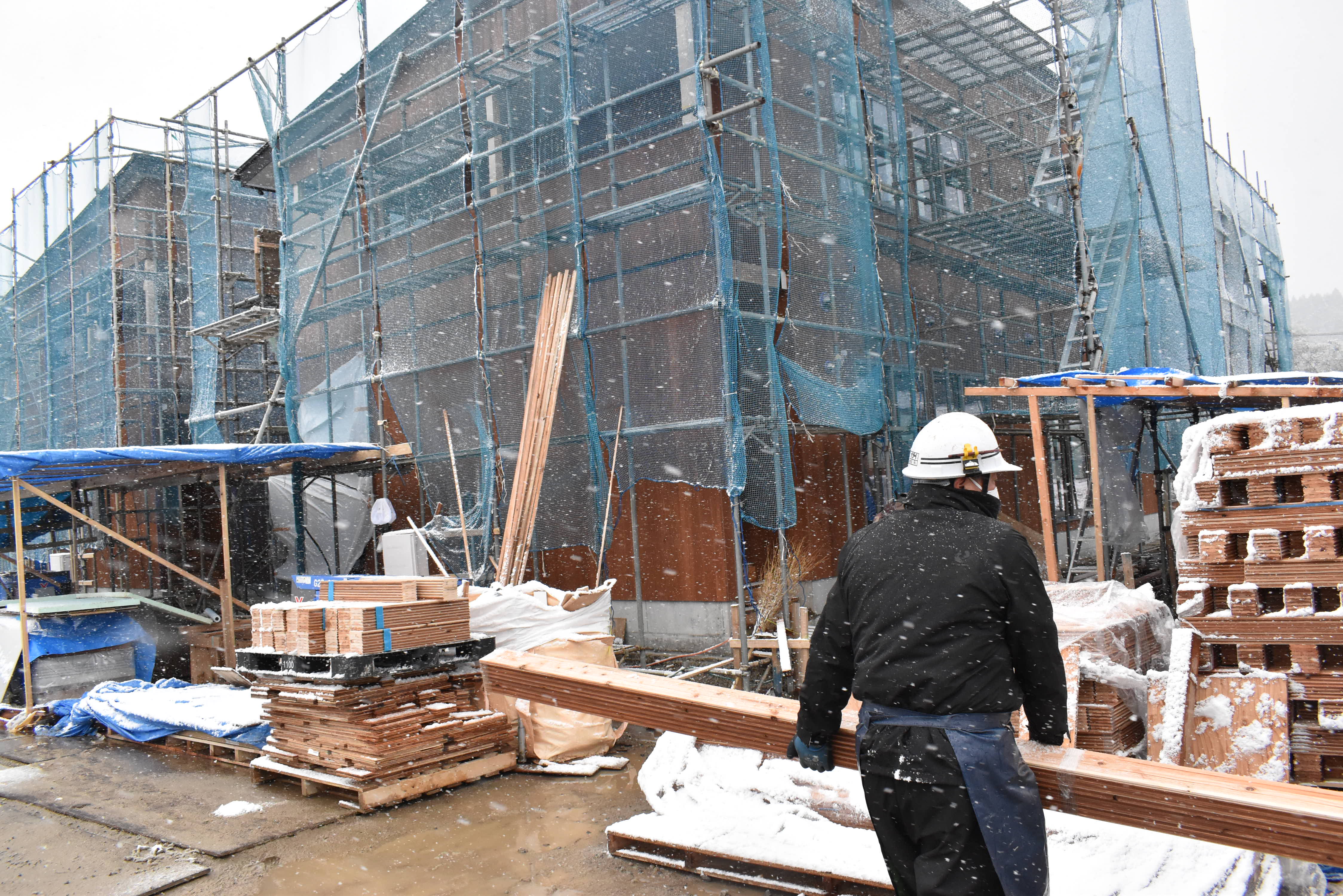 組合学校で「災害時の応急仮設木造住宅建設の取り組み」を学ぶ 画像